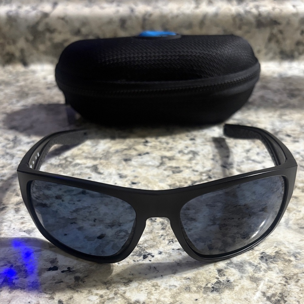 EUC Costa Tico Men's Black Polarized Sunglasses 60 17